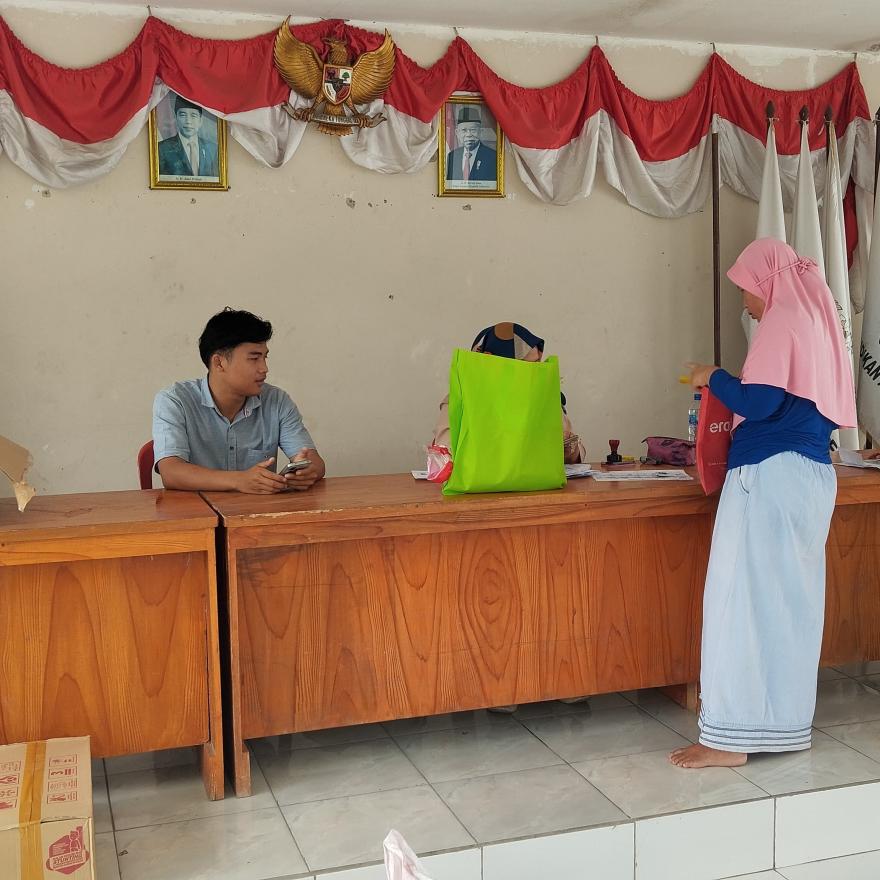 Makanan Tambahan untuk Pencegahan Stunting di Desa Pabuaran